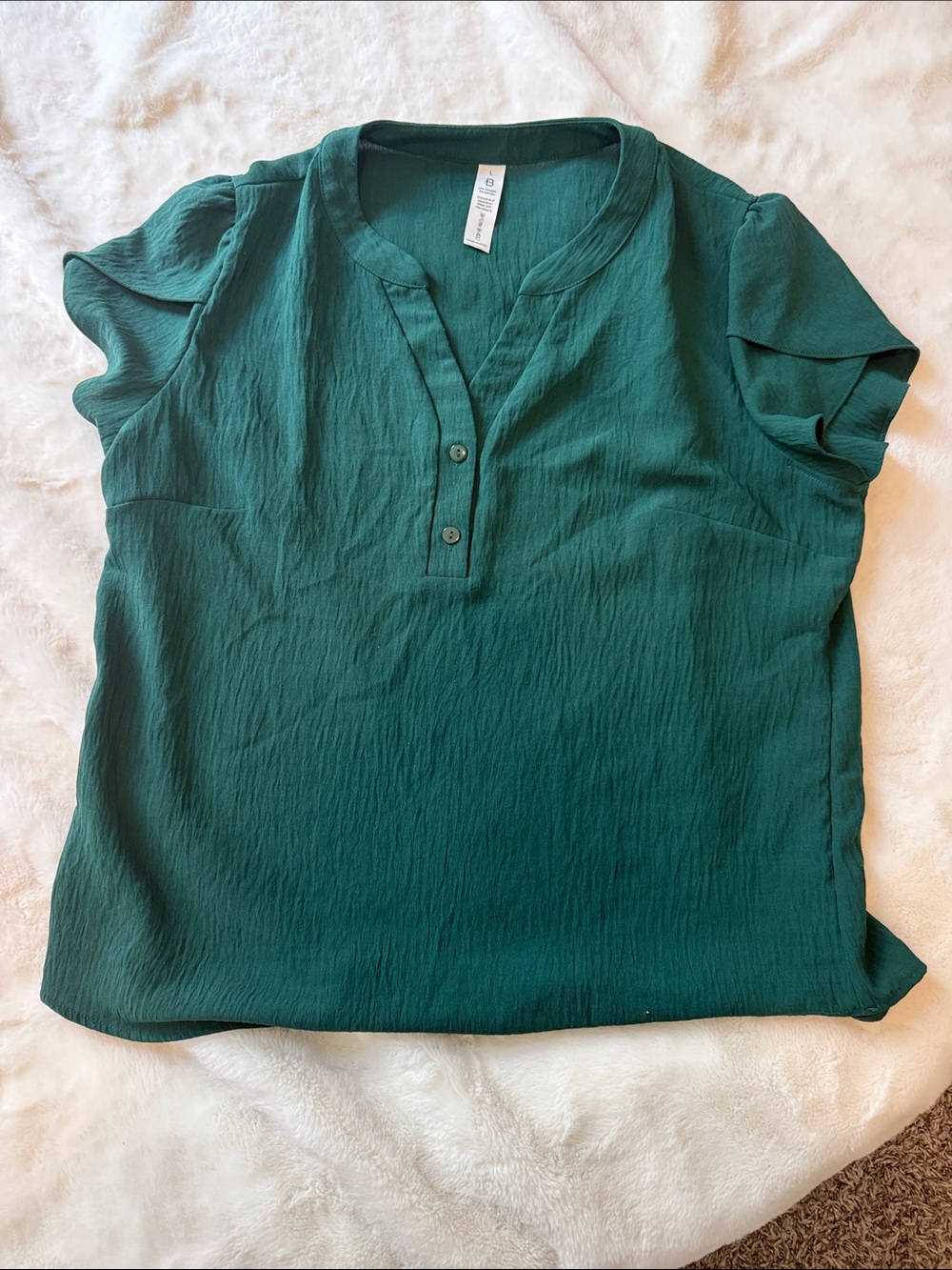 Women's Short-Sleeve Henley Blouse - Deep Green
